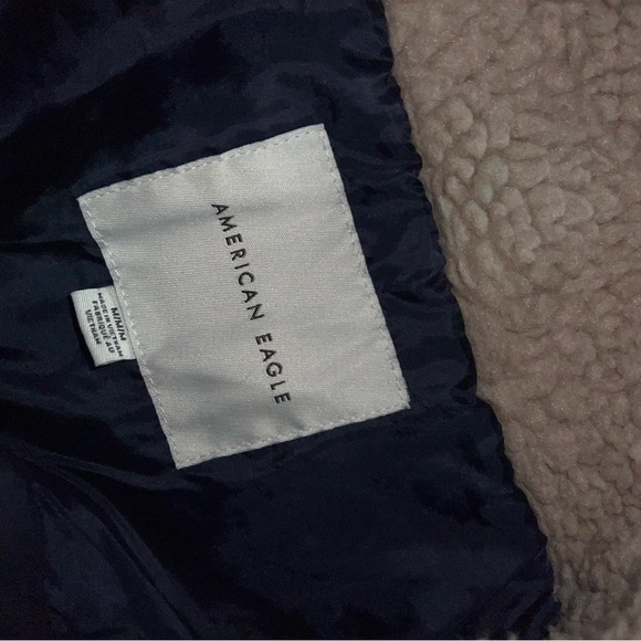 American Eagle Sherpa Pullover Medium - Picture 2 of 3